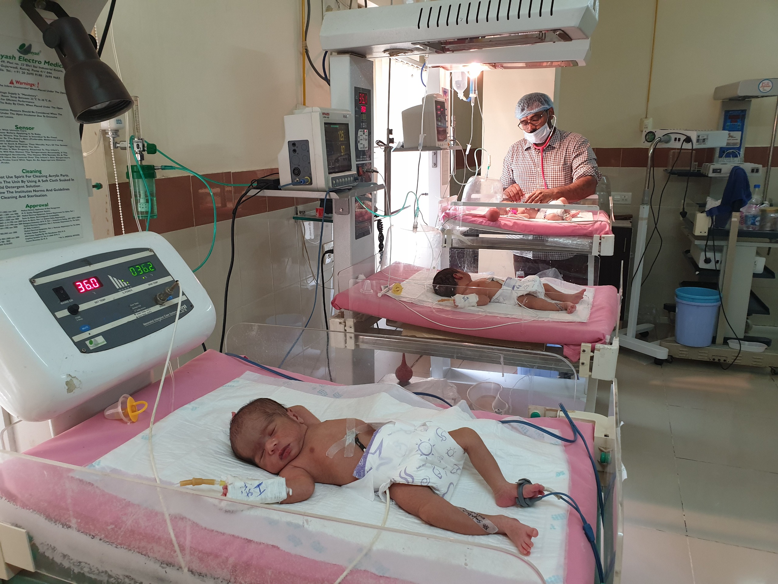 NICU Incubator Care